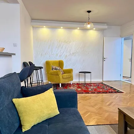 Apartman Modern Loft In The Heart Of City Szarajevó